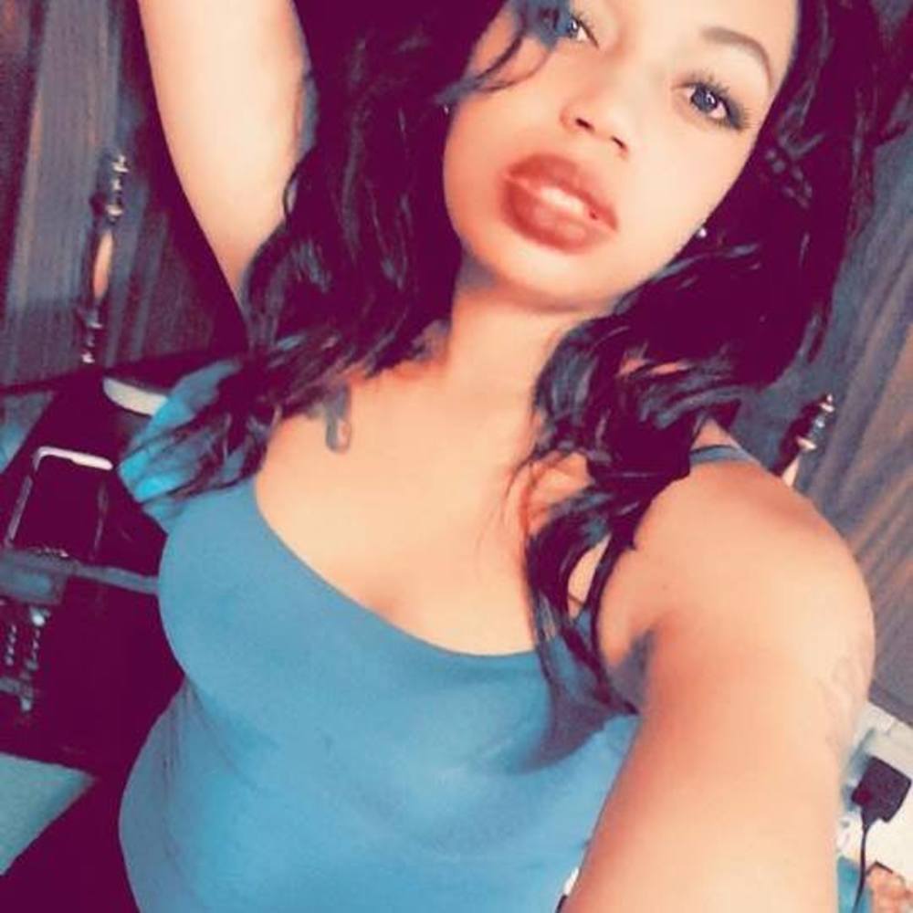 Meet your Posher, Jasmine